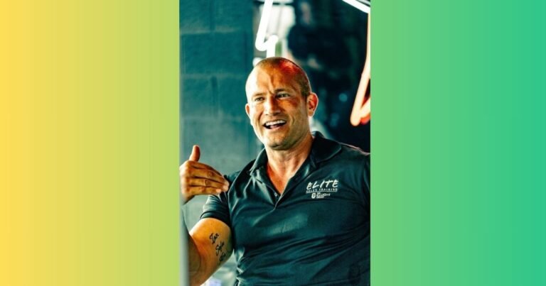 Andy Elliott Net Worth